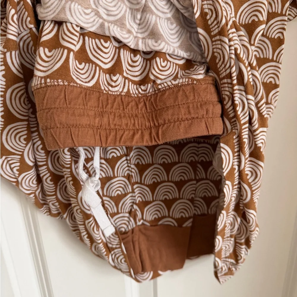 Little Sleepies Rust Rainbow Pajama Set XL - Picture 4 of 7